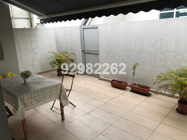 Suites @ Paya Lebar thumbnail photo